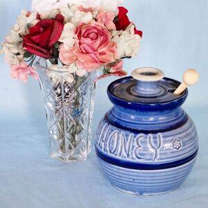 Beautiful Blue & White Honey Jar With Wooden Dipper Signed By Greg Olson! USA